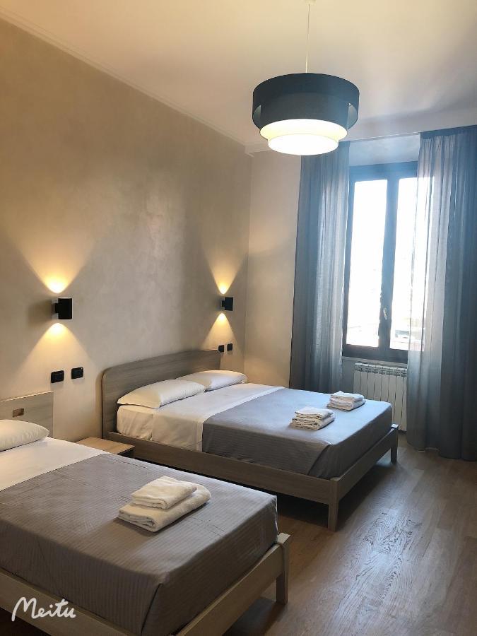 Romafullhouse Guesthouse Екстериор снимка